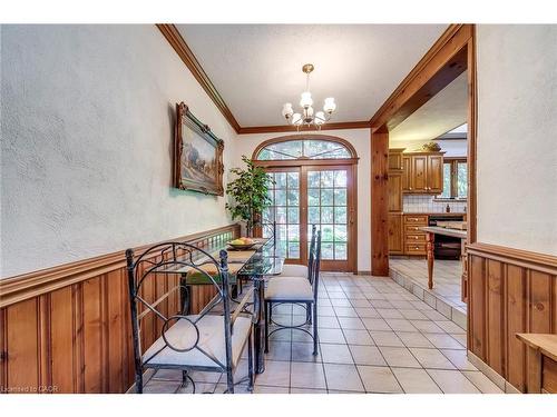 4447 Lakeshore Road, Burlington, ON - Indoor Photo Showing Other Room