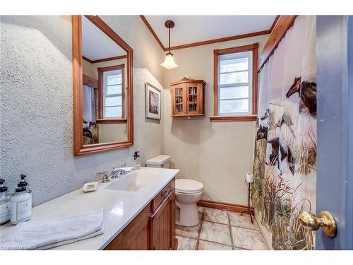 4447 Lakeshore Road, Burlington, ON - Indoor Photo Showing Bathroom