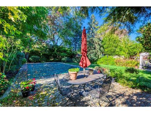 4447 Lakeshore Road, Burlington, ON - Outdoor