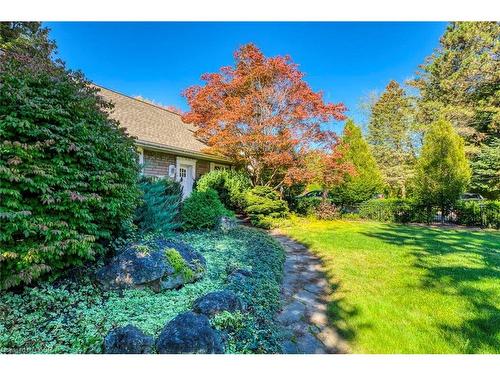 4447 Lakeshore Road, Burlington, ON - Outdoor