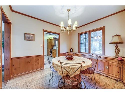 4447 Lakeshore Road, Burlington, ON - Indoor Photo Showing Dining Room