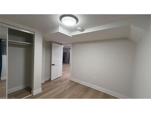 19 Pointer Street, Cambridge, ON - Indoor Photo Showing Other Room