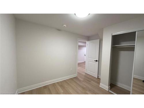 19 Pointer Street, Cambridge, ON - Indoor Photo Showing Other Room