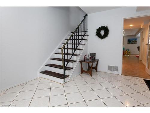 124 Dalegrove Drive, Kitchener, ON - Indoor Photo Showing Other Room