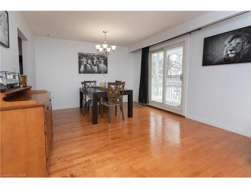124 Dalegrove Drive, Kitchener, ON - Indoor Photo Showing Dining Room