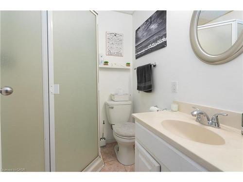 124 Dalegrove Drive, Kitchener, ON - Indoor Photo Showing Bathroom