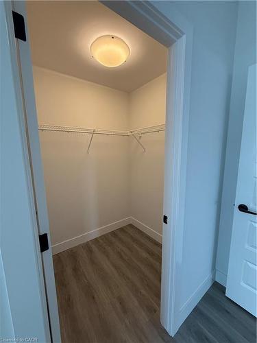 504-1000 Lackner Place, Kitchener, ON - Indoor