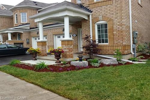 368 Cavanagh Lane, Milton, ON - Outdoor With Facade