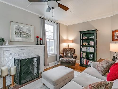 491 Pearl Street, Burlington, ON - Indoor Photo Showing Living Room With Fireplace