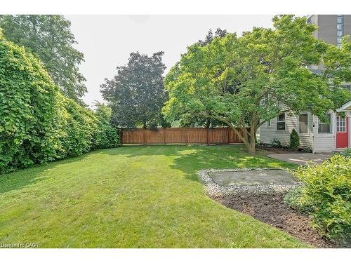 491 Pearl Street, Burlington, ON - Outdoor With Backyard