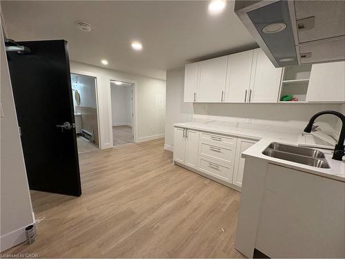8-803 King Street, Port Colborne, ON - Indoor Photo Showing Kitchen With Double Sink