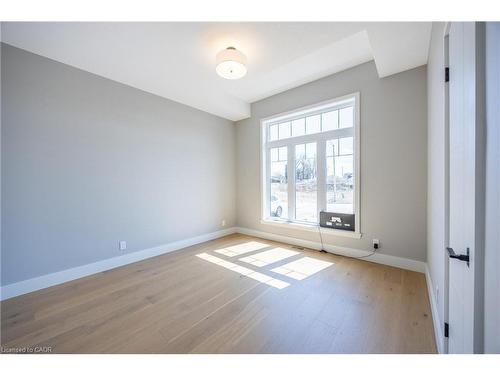 34 Andrew Avenue, Simcoe, ON - Indoor Photo Showing Other Room