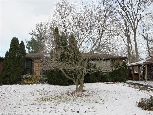 5280 Woodhaven Drive, Burlington, ON - Outdoor