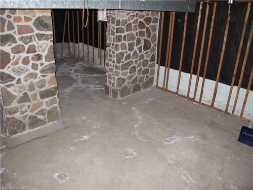 5280 Woodhaven Drive, Burlington, ON - 