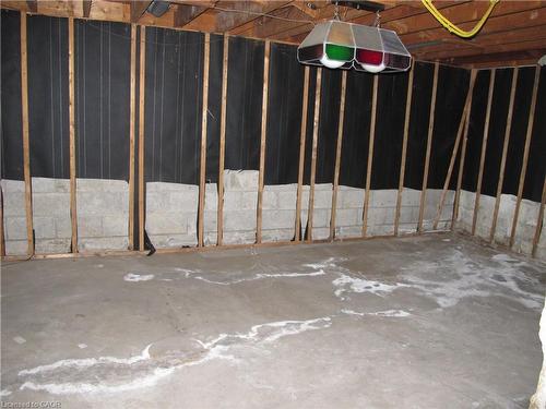 5280 Woodhaven Drive, Burlington, ON - Indoor