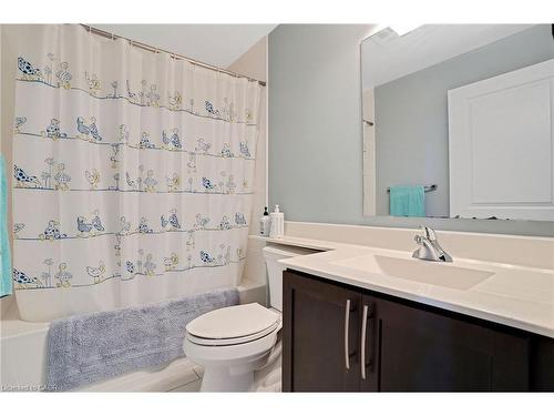 1009-144 Park Street, Waterloo, ON - Indoor Photo Showing Bathroom