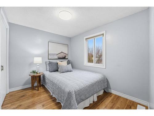 510B Rosemeadow Crescent, Waterloo, ON - Indoor Photo Showing Bedroom