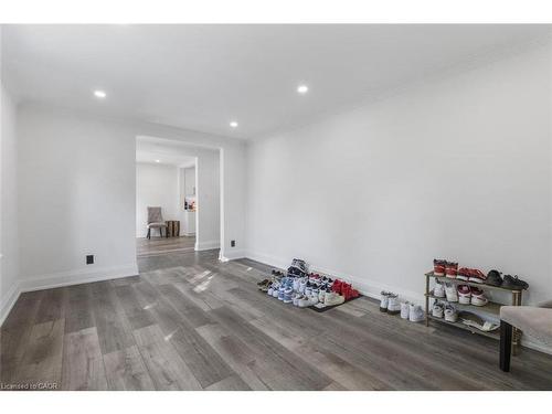 938 Henley Road, Mississauga, ON - Indoor Photo Showing Other Room