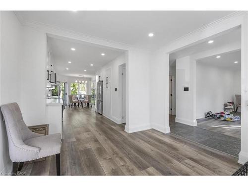 938 Henley Road, Mississauga, ON - Indoor