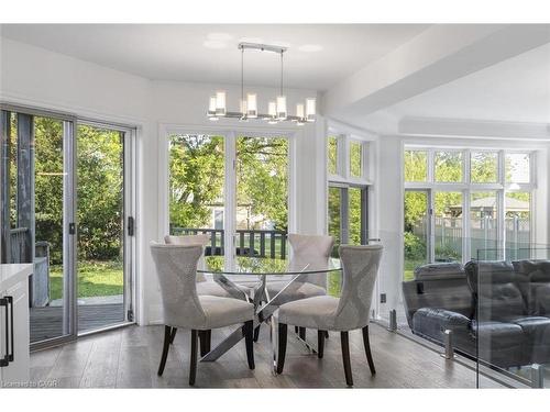 938 Henley Road, Mississauga, ON - Indoor Photo Showing Dining Room