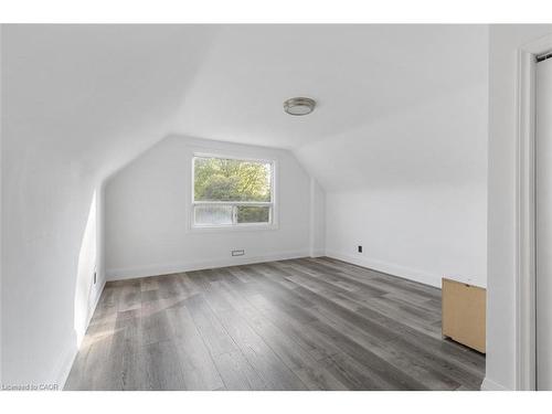 938 Henley Road, Mississauga, ON - Indoor Photo Showing Other Room