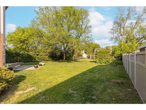 938 Henley Road, Mississauga, ON - Outdoor