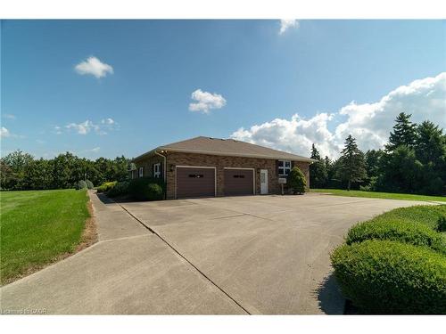 6828 Third Line, Chatham, ON - Outdoor