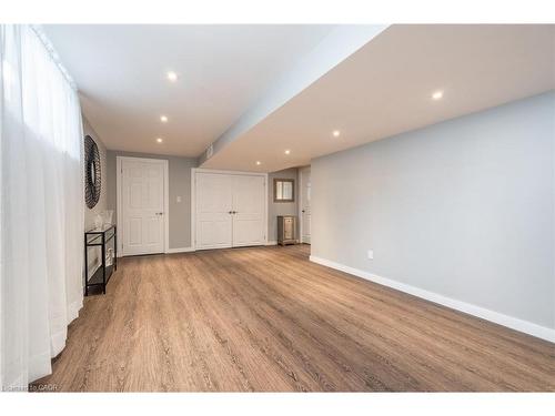 141 Voyager Pass, Binbrook, ON - Indoor Photo Showing Other Room