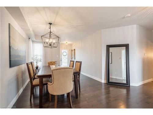 141 Voyager Pass, Binbrook, ON - Indoor Photo Showing Dining Room