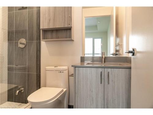501-8020 Derry Road, Milton, ON - Indoor Photo Showing Bathroom