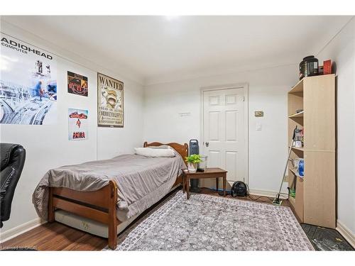 2 Gary Avenue, Hamilton, ON - Indoor Photo Showing Bedroom