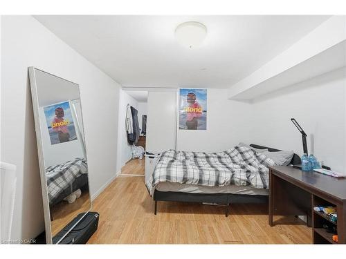 2 Gary Avenue, Hamilton, ON - Indoor Photo Showing Bedroom