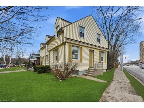 2 Gary Avenue, Hamilton, ON - Outdoor