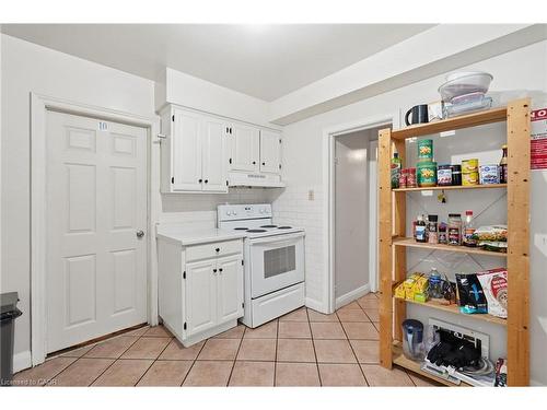 2 Gary Avenue, Hamilton, ON - Indoor Photo Showing Kitchen