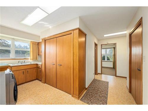 6828 Third Line, Chatham, ON - Indoor