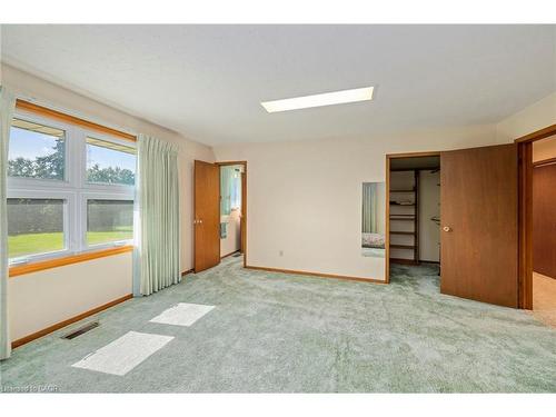 6828 Third Line, Chatham, ON - Indoor Photo Showing Other Room