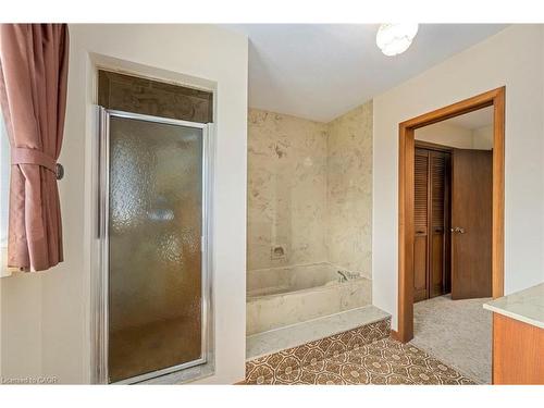 6828 Third Line, Chatham, ON - Indoor