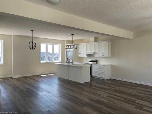 54-435 Callaway Road, London, ON - Indoor Photo Showing Kitchen
