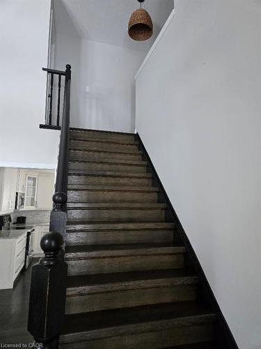 71 Cobblestone Drive, Paris, ON - Indoor Photo Showing Other Room