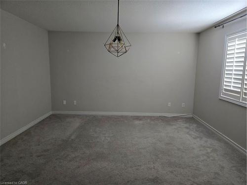 71 Cobblestone Drive, Paris, ON - Indoor Photo Showing Other Room