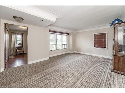 1388 Highway No. 6 N, Flamborough, ON - Indoor Photo Showing Other Room
