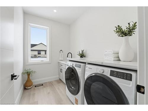 130 La Salette Road, La Salette, ON - Indoor Photo Showing Laundry Room
