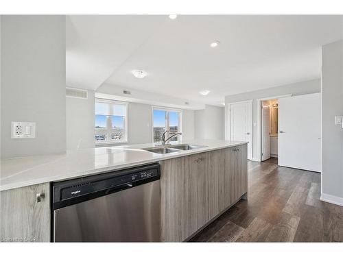 B16-1331 Countrystone Drive, Kitchener, ON - Indoor Photo Showing Kitchen With Double Sink
