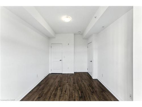 709-81 Robinson Street, Hamilton, ON - Indoor Photo Showing Other Room