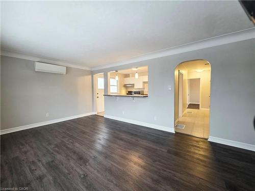 3-69 Edinburgh Road, Kitchener, ON - Indoor