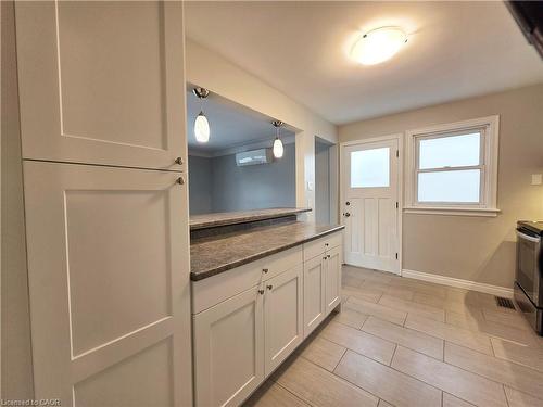 3-69 Edinburgh Road, Kitchener, ON - Indoor