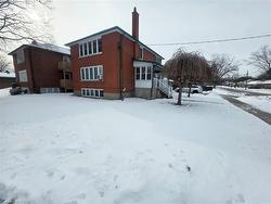 3-69 Edinburgh Road  Kitchener, ON N2B 1M4