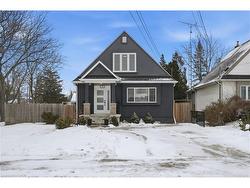 189 East 43rd Street  Hamilton, ON L8T 3C3