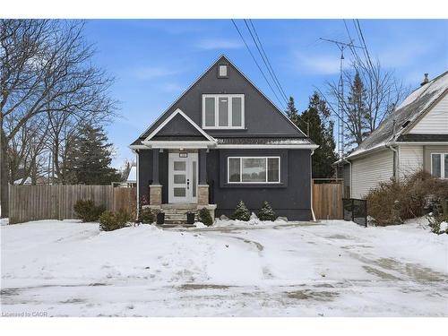 189 East 43Rd Street, Hamilton, ON - Outdoor With Facade