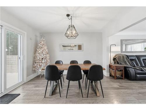 189 East 43Rd Street, Hamilton, ON - Indoor Photo Showing Dining Room